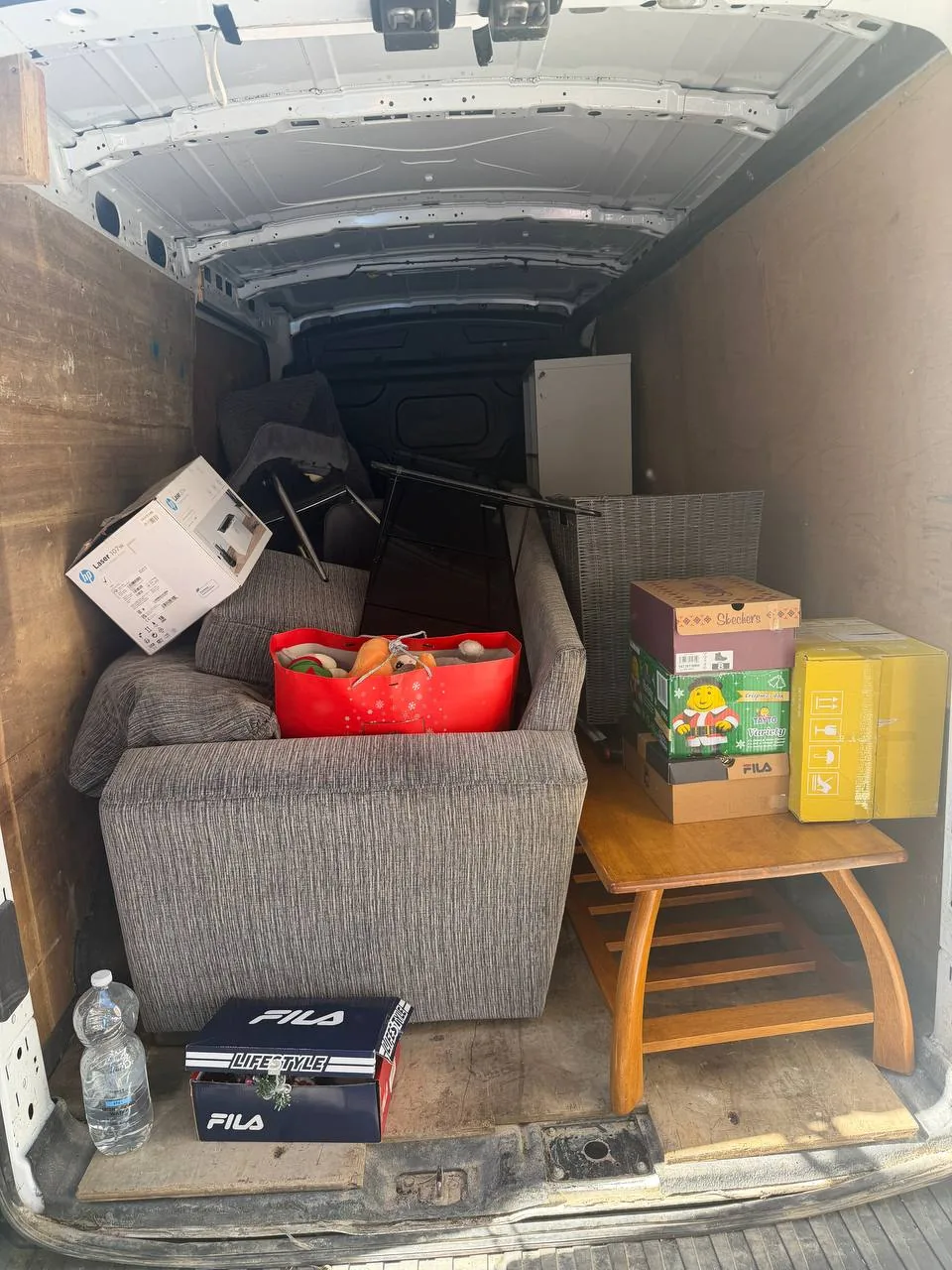 Furniture Delivery Dublin: Safe Transport For Large Items